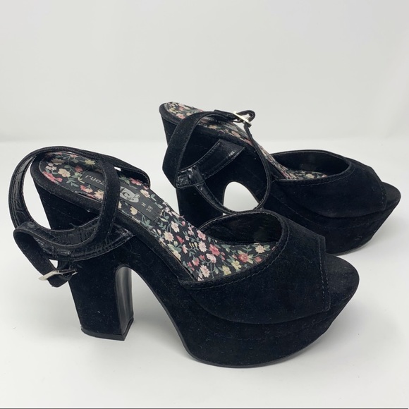 RUE21 Open Toed Platform Ankle Strap Heels - Picture 6 of 9